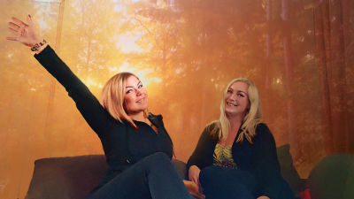 Salolaiset ystävykset Annika Fagerström ja Nina Kilpiö.