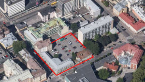 P-platserna vid Österbladska tomten kommer troligtvis att försvinna. En flygbild över Österbladska tomten i Åbo