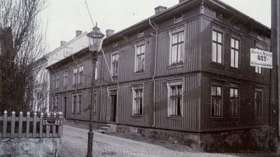 Författaren Emilie Flygare-Carléns barndomshem i Strömstad.
