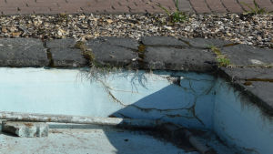 Såpringbrunnen ska se likadan ut som i dag när projektet är klart. Kantsten vid springbrunn