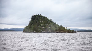 Inarijärven Ukonsaari.