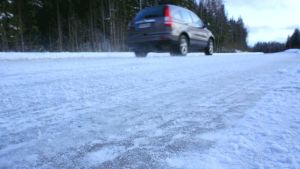 Det har använts mera salt på våra vägar än tidigare år. vinterväder på vägarna
