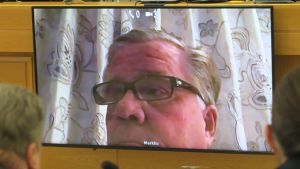 Markku Ritaluoma oikeudessa videon välityksellä 10. huhtikuuta.