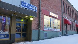 Elokuvateatteri Kinopirtin sisäänkäynti.