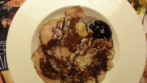 Lammstek med portvinssås och orzotto. Lammstek med portvinssås