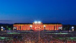 Kesäkonsertti Schönbrunnista