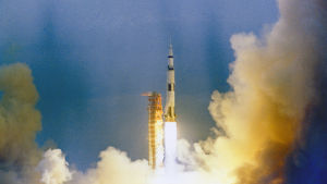 50 vuotta sitten kurotettiin kohti Kuuta - Apollo-astronauttien jälkeen kukaan ei ole palannut sinne