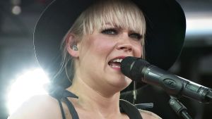 Aurinkoinen keikka Ruisrockin Rantalavalla