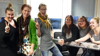 Aasian lesbo seksiä porno