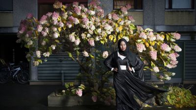 Iso luonnollinen tissi teini porno