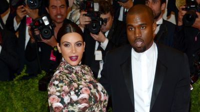 Kim Kardashian anaaliseksiä