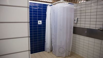 kuuma Dick imee pornoa