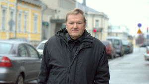 Heimo Hokkanen är revisionsnämndens ordförande. Heimo Hokkanen, Vasa fullmäktige