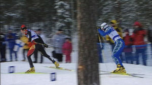 Hiihdon MM-kilpailut 2001 Lahdessa, mieshiihtäjiä vauhdissa