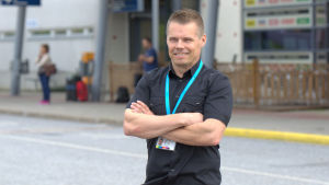 Petri Lampi på Vasa flygplats kan inte säga något om hur flygtrafiken kommer att se ut framöver. Arkivbild. Petri Lampi, chef på Vasa flygplats.