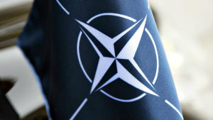 Ryssland vägrar erkänna att militäralliansen Nato utvidgats österut. Natosymbol.