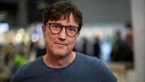 Jesper Högström har skrivit Hjalmar Söderbergs biografi, nu en andra biografi efter Bure Holmbäcks på 1980-talet. Författaren och journalisten Jesper Högström.