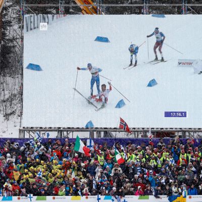 Iivo Niskanen ja Emil Iversen kolaroivat.