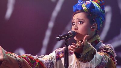 Venäjän euroviisuehdokkaan Manižan kappale Russian Woman.