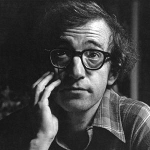 Kuva Woody Allen -dokumenttielokuvasta. Ohjaus Robert B. Weide