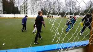 Monen pojan mielestä koulun paras paikka Neljäsluokkalaiset pelaavat välitunnilla kaikkein mieluiten jalkapalloa
