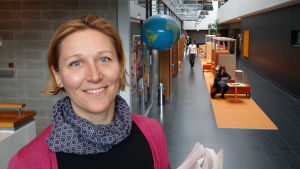 Tuuli Toivosen alaa on paikkatieto. Tuuli Toivonen, geoinformatiikan apulaisprofessori, Helsingin yliopisto