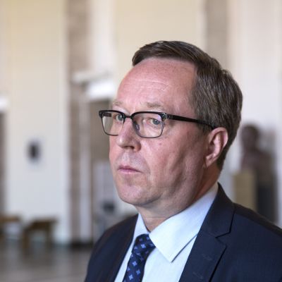 Valtiovarainministeri Mika Lintilä