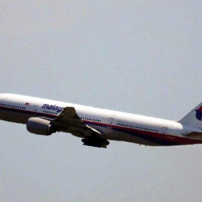 Malaysia Airlines flyg MH17 lyfter från Schiphol i Amsterdam.