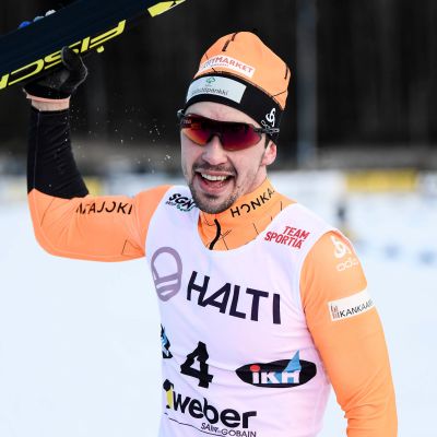 Ristomatti Hakola kuvassa.
