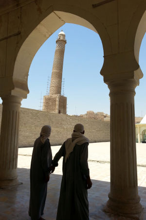 Den lutande minareten sedd från från moskén år 2014 innan IS intog Mosul i en blixtoffensiv Den lutande minareten sedd från från moskén år 2014 innan IS intog Mosul i en blixtoffensiv