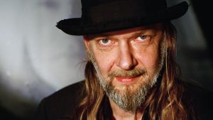 Tuomari Nurmio.