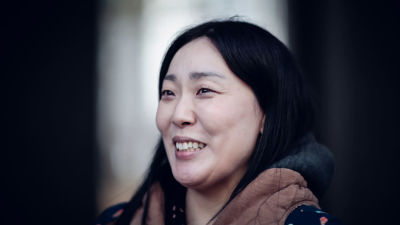 Adopterade LiMarie Andersson visste tidigt att hon ville åka tillbaka till Sydkorea, men först när hon mådde bra. När hon väl kom dit drabbades hon av en oväntad förälskelse och hemmakänsla.