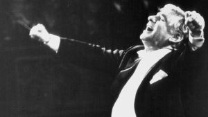 Kapellimestari Leonard Bernstein
