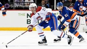 Valtteri Filppula skuggar Jeff Petry. Valtteri Filppula skuggar Jeff Petry.