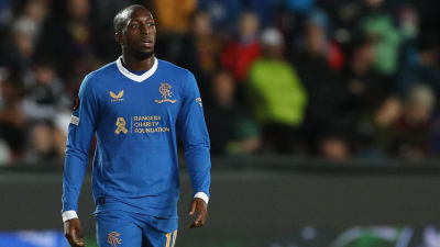 Glen Kamara i Rangers tröja.