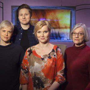 Muunsukupuolisuudestaan kertovat Niina Hartikainen ja Anne Liljeström. Mukana myös psykiatri Veronica Pimenoff.