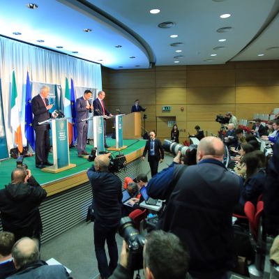 Barnier Dundalkissa