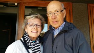 Tuula och Erik Nordström. Tuula och Erik Nordström skrev i kondoleansboken för den avlidne presidenten Mauno Koivisto i presidentens slott i Helsingfors den 16 maj 2017.