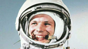 Juri Gagarin avaruuskypärässä