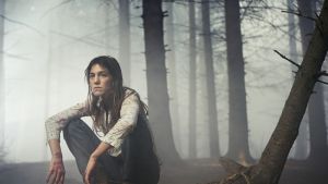 Mörkret faller. Charlotte Gainsbourg i Lars von Triers Antichrist. Charlotte Gainsbourg i Lars von Triers film Antichrist