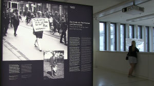Dokumentationscentret för Münchens nazistiska förflutna bjuder på fritt inträde. Dokumentationscentret för Münchens nazistiska förflutna bjuder på fritt inträde.