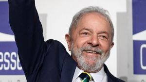 Brasiliens tidigare president Lula da Silva gör come back Brasiliens tidigare president Luiz Inacio Lula da Silva i Genève den 6 mars 2020.