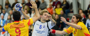 Oscar Kihlstedt gjorde väl ifrån sig i Georgien. Oscar Kihlstedt med bollen.