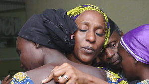 21 flickor frigavis i oktober 2016, två år efter att de kidnappats. 21 flickor frigavs från Boko Haram i oktober 2016.