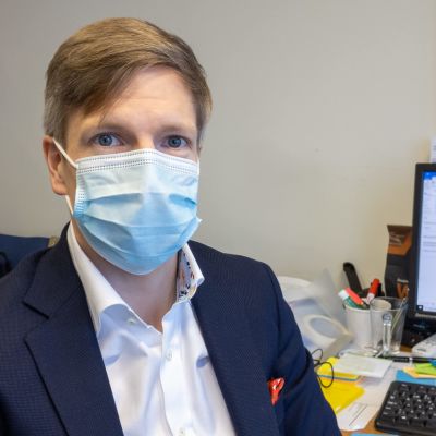 Terveysasemien johtajalääkäri Timo Lukkarinen