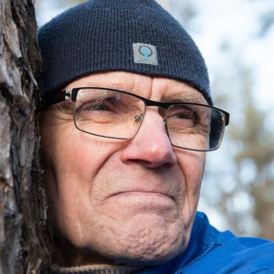 Kaarle Raekallio halasi puuta jo 70-luvulla, mutta ei silloin kertonut asiasta kenellekään.