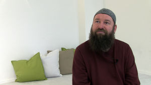 Christian Awhan Hermann känner att han hamnat rätt. Porträtt av Christian Awhan Hermann.