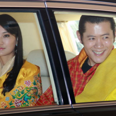 Drottning Jetsun Pema  och kung Jigme Khesar Namgyal Wangchuck