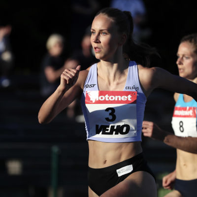 Viivi Lehikoinen springer.