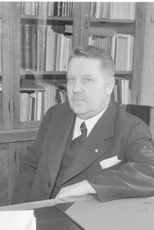 kulkulaitosten ja yleisten töiden ministeri Salovaara kulkulaitosministeri väinö salovaara v. 1940